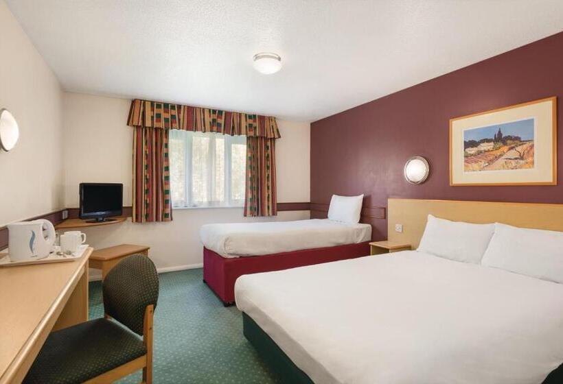 Номер Стандарт, Days Inn Hotel Sheffield South