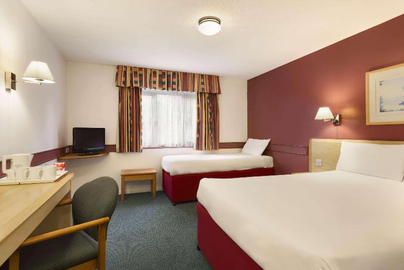 Номер Стандарт, Days Inn Hotel Sheffield South