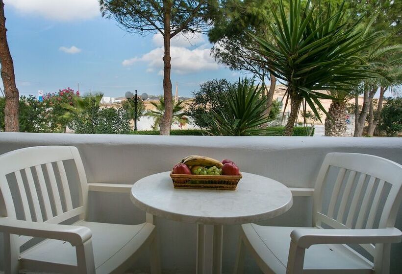 측면 바다 전망 스탠다드 3인룸, Asteras Paradise