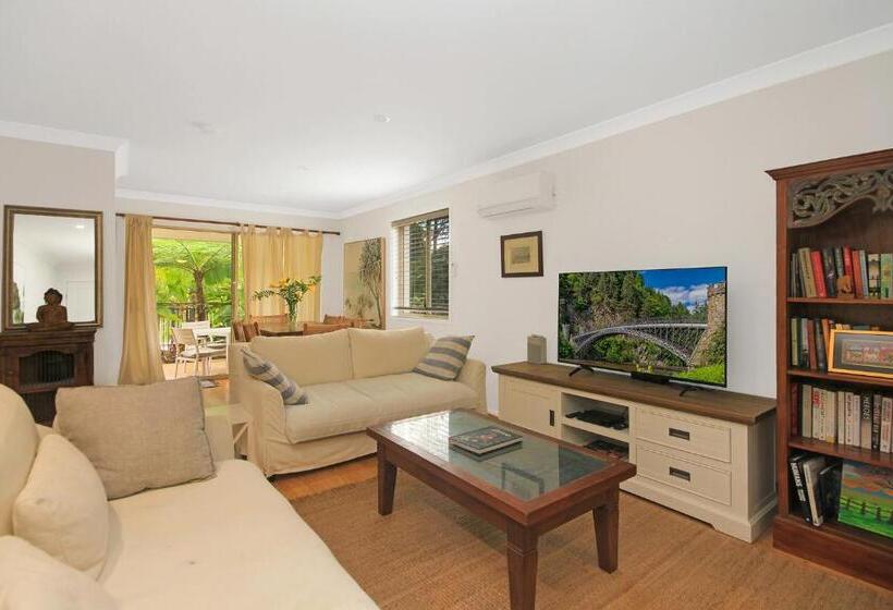 Апартаменты Deluxe 3 Спальни, Byron Lakeside Holiday Apartments