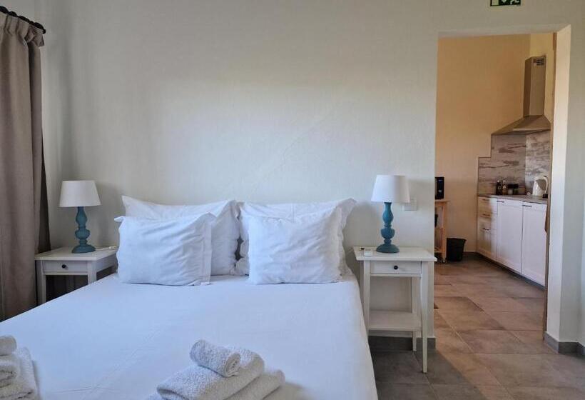 Апартаменты 1 Спальня, Casa Do Alto