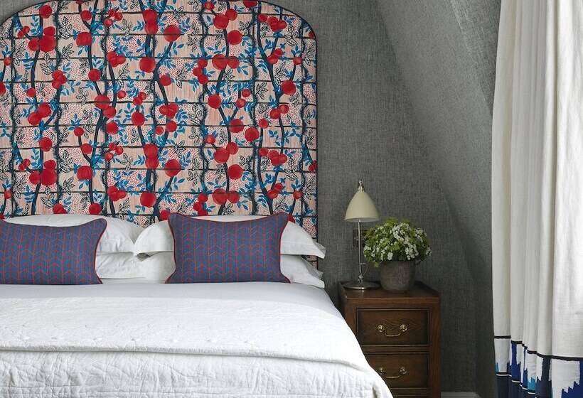 Номер Superior, Charlotte Street Hotel, Firmdale Hotels