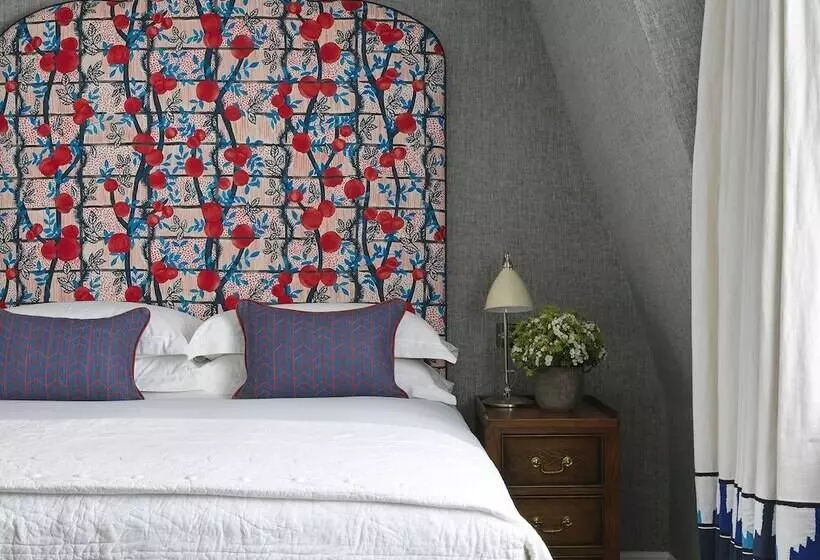 اتاق سوپریور, Charlotte Street Hotel, Firmdale Hotels