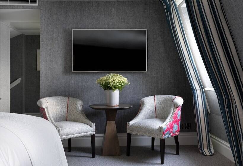 Номер Deluxe, Charlotte Street Hotel, Firmdale Hotels