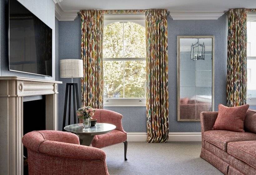 Номер Deluxe, Charlotte Street Hotel, Firmdale Hotels