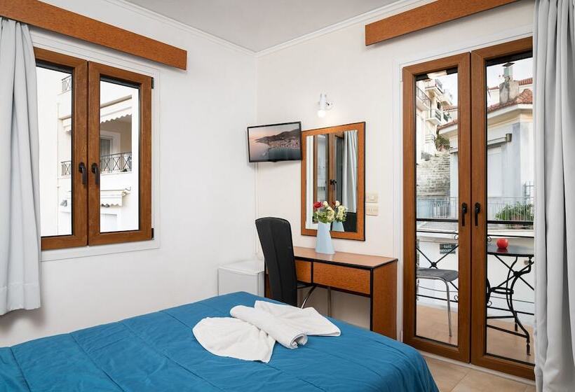 اتاق استاندارد یک نفره, Emily