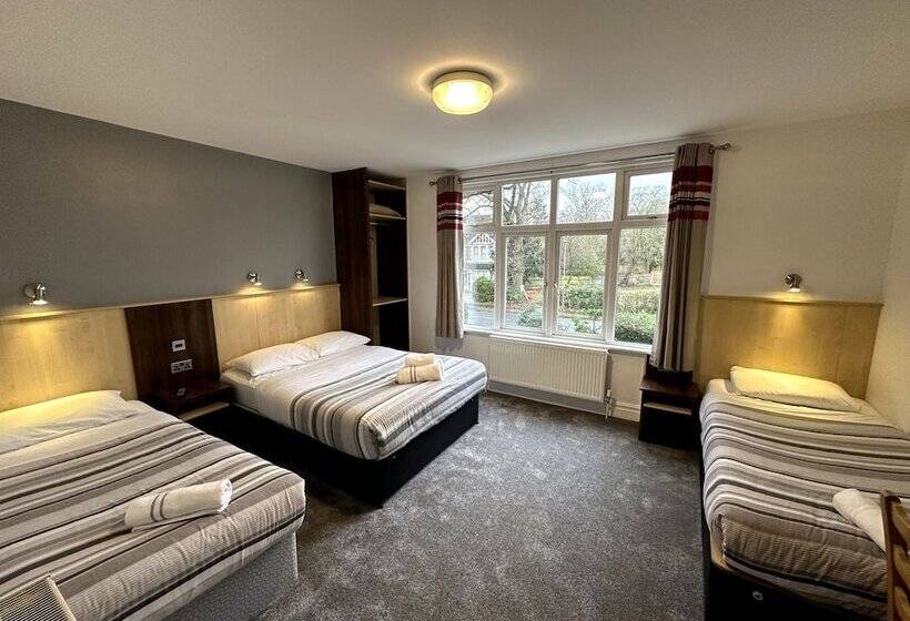 חדר סטנדרט לשלושה, Gainsborough Lodge