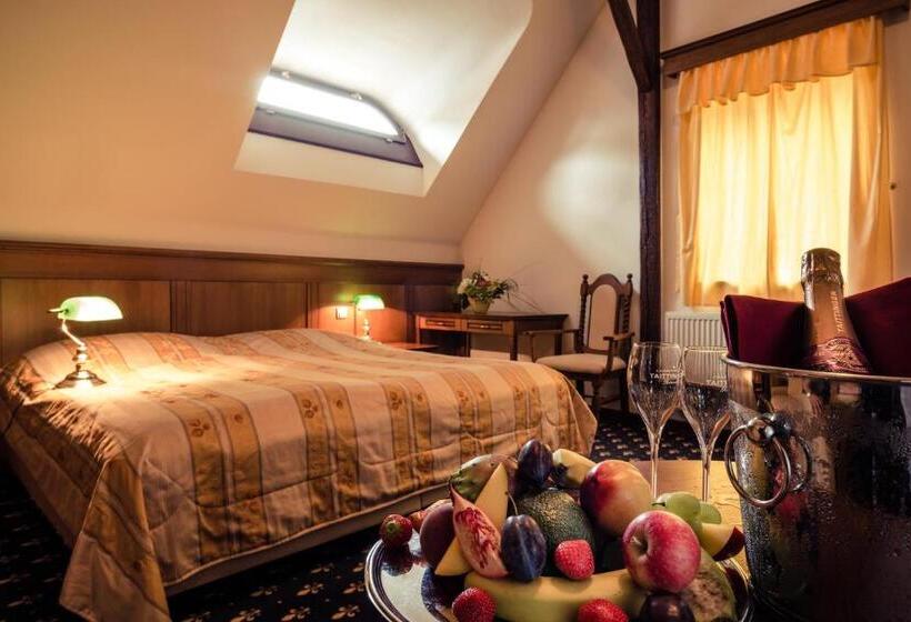 חדר דלוקס, Gold