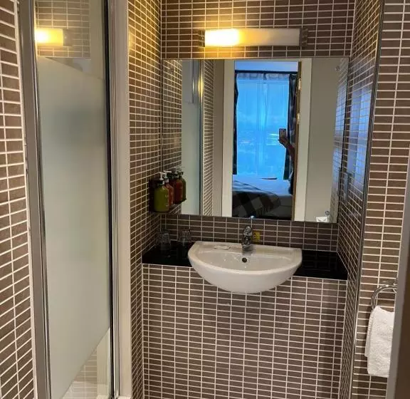 Standard-huone King-vuode, Holiday Inn Dumfries, An Ihg