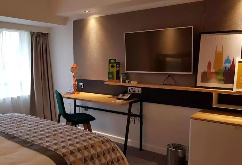 キングサイズベッドのデラックスルーム, Holiday Inn South Normanton M1, Jct.28, An Ihg