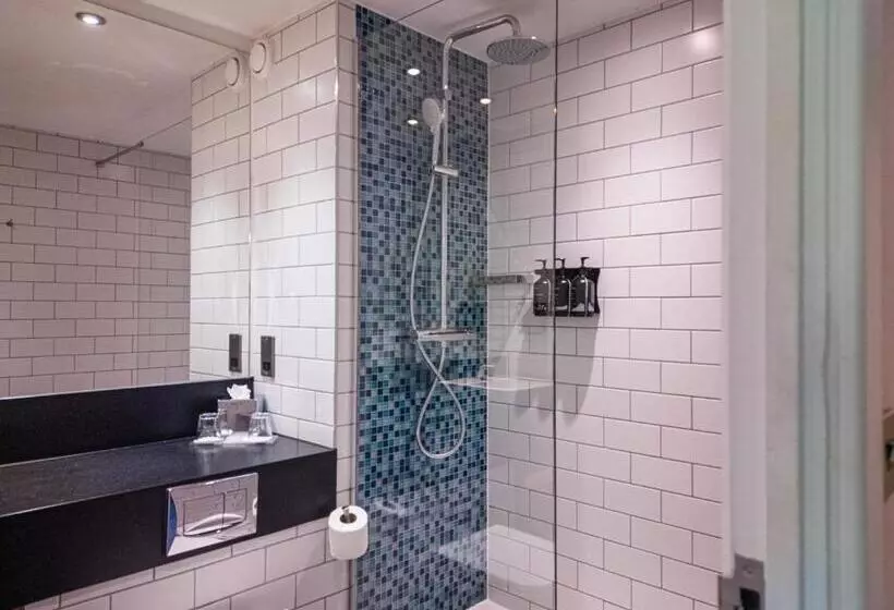 キングサイズベッドのデラックスルーム, Holiday Inn South Normanton M1, Jct.28, An Ihg