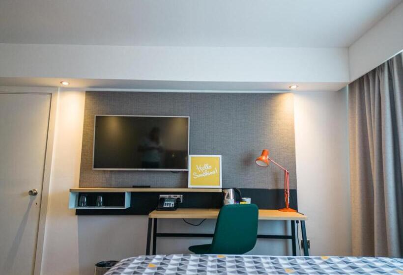 غرفة قياسية لذوى الاحتياجات الخاصة, Holiday Inn South Normanton M1, Jct.28, An Ihg