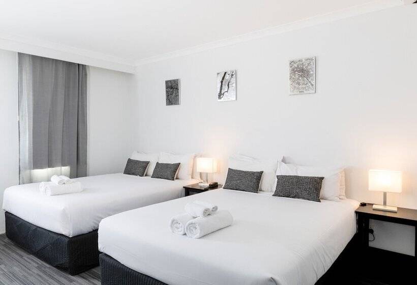 Quarto Deluxe, Joondalup City