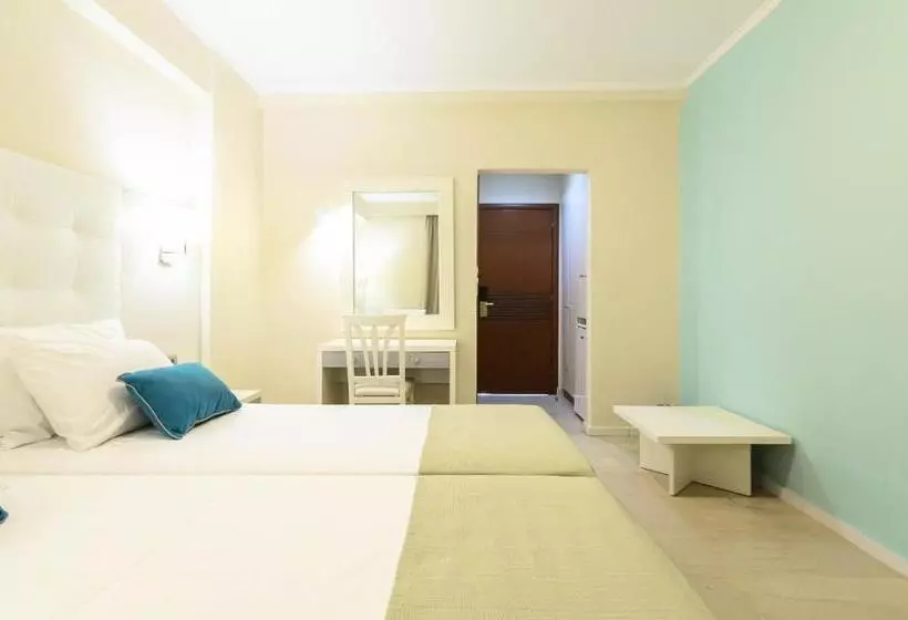 اتاق استاندارد با چشم‌انداز, Karras Grande Resort