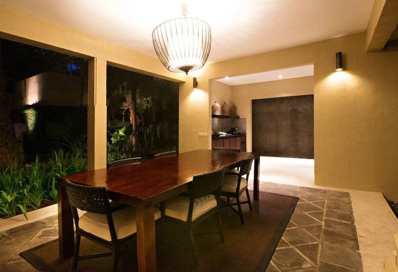 Вилла 3 Спальни с Бассейном, Kayumanis Sanur Private Villa & Spa