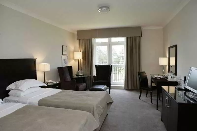 クラシックルーム, Macdonald Hill Valley Hotel, Golf & Spa Resort