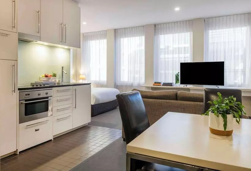 1 Bedroom Apartment