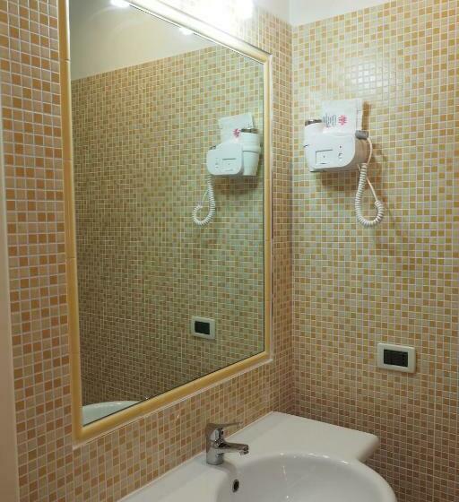 חדר סטנדרט יחיד, Osimar