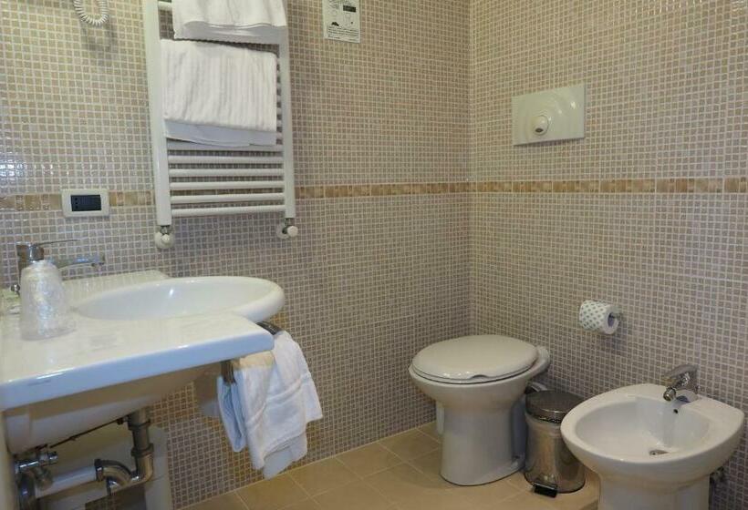 חדר סטנדרט, Osimar