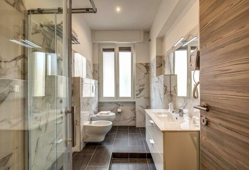 חדר סופריור, Osimar