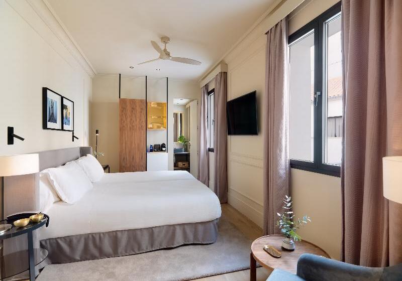 חדר סטנדרט לארבעה, Osimar