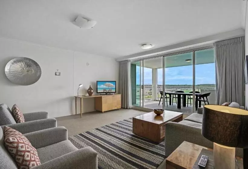 آپارتمان 2 خوابه, Pelican Waters Golf Resort