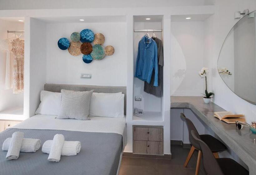 Номер Deluxe, Perissa Bay