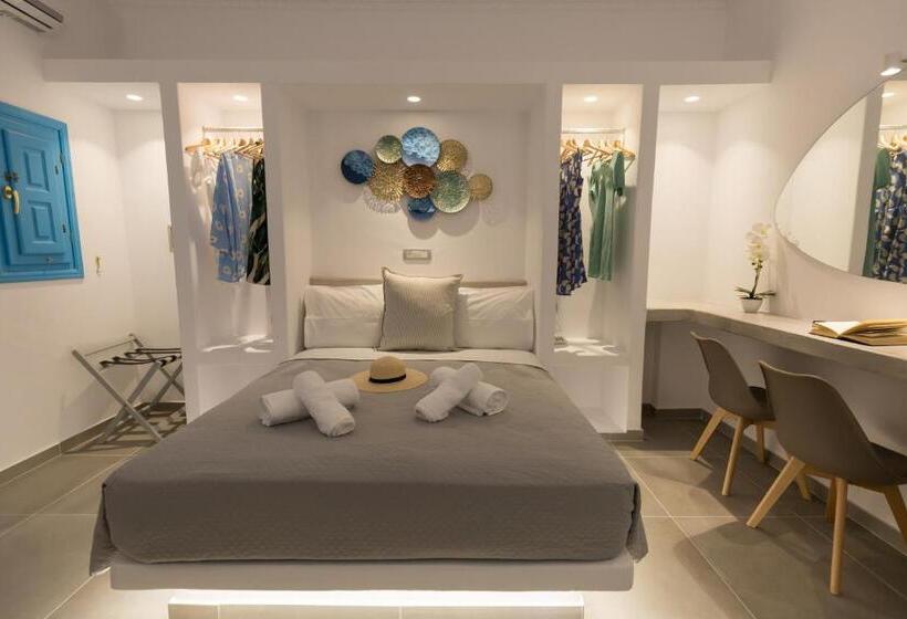 Номер Deluxe, Perissa Bay