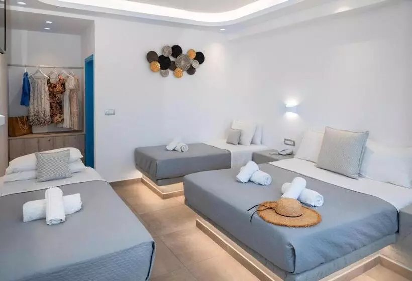 Standard Quadruple Room