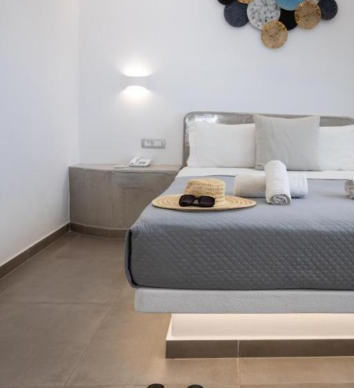 Номер Deluxe Вид на Море Боковой, Perissa Bay