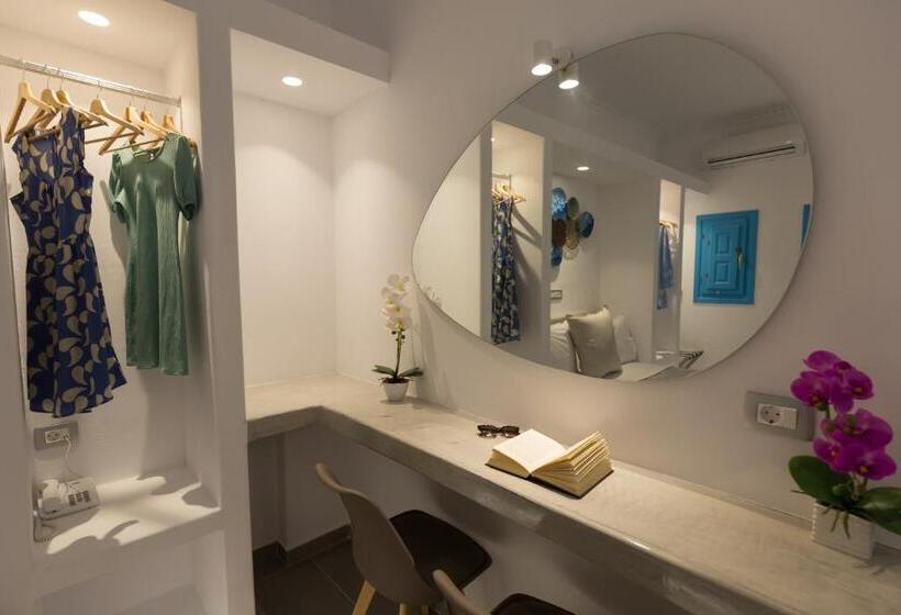 Номер Deluxe, Perissa Bay