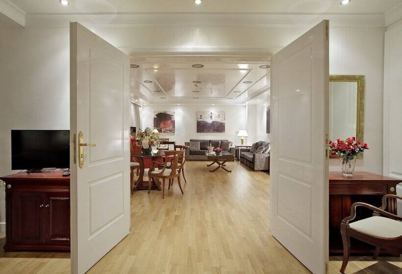 프레지덴셜 스위트, Piraeus Theoxenia