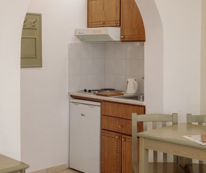 Четырехместный Номер Стандарт, Proteas Hotel & Suites