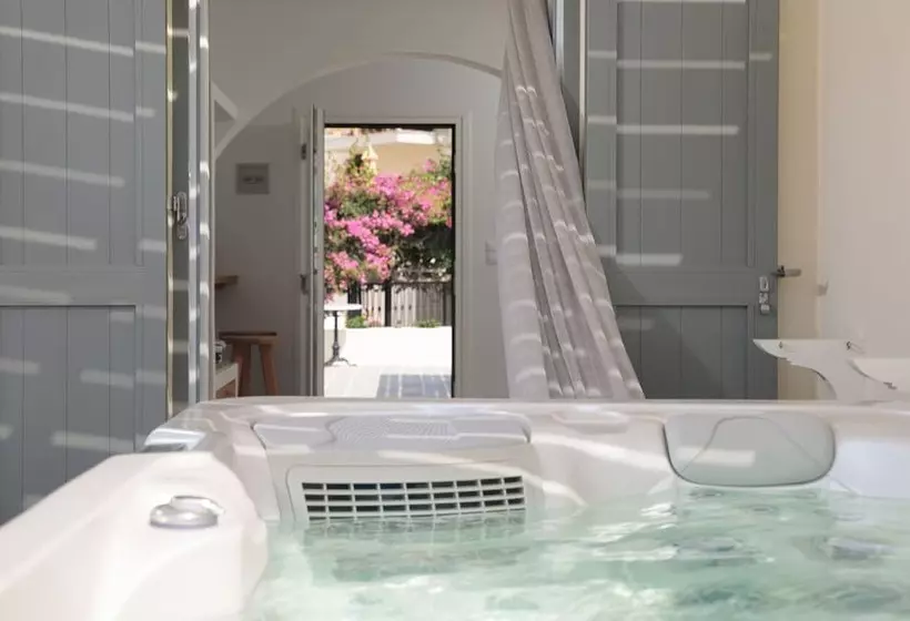 海の見えるスタンダードスタジオ, Proteas Hotel & Suites