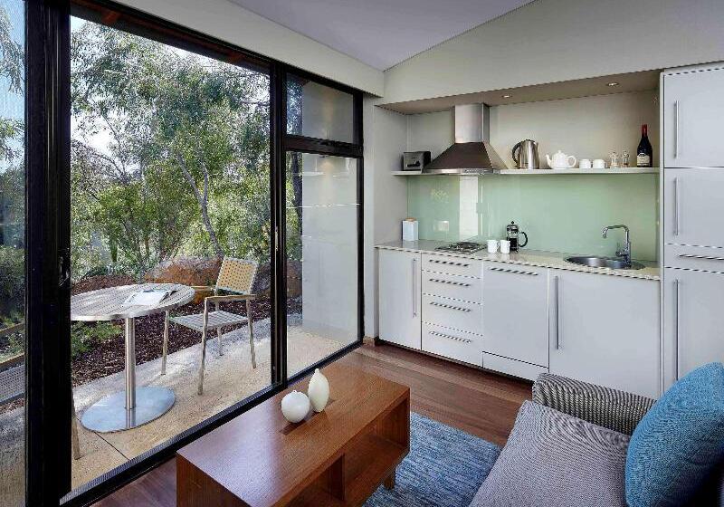 إستوديو قياسى, Pullman Bunker Bay Resort Margaret River