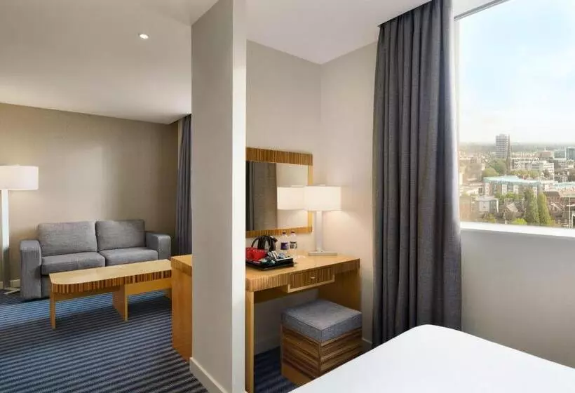 スーペリアールーム, Ramada Hotel & Suites By Wyndham Coventry