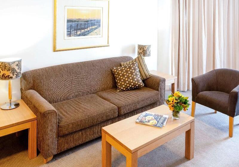 شقة غرفتين, The Sebel Sydney Chatswood