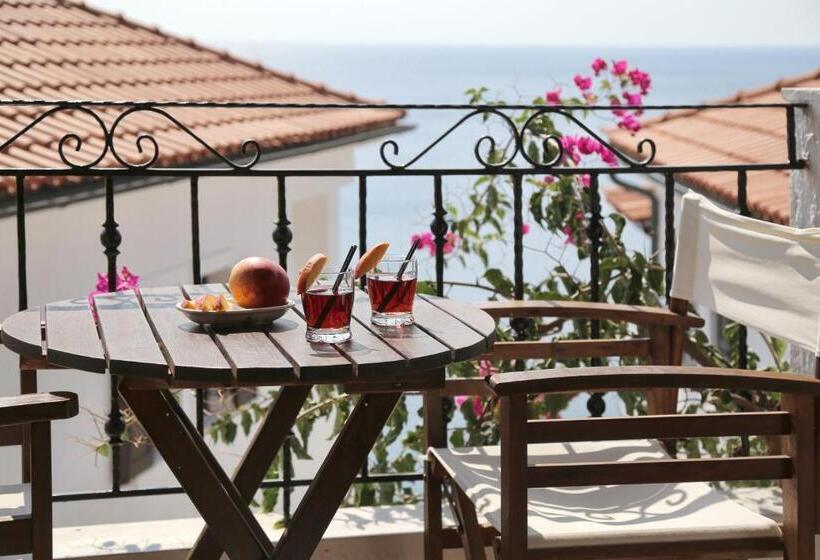 استودیو خانوادگی, Yalis