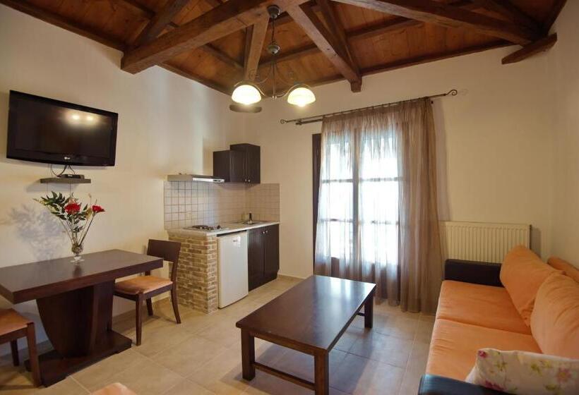 سوییت جونیور با چشمانداز دریا, Yalis