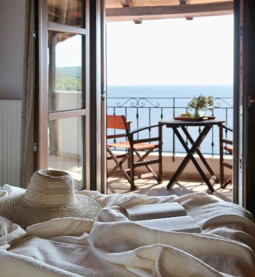 Deluxe Suite Sea View, Yalis