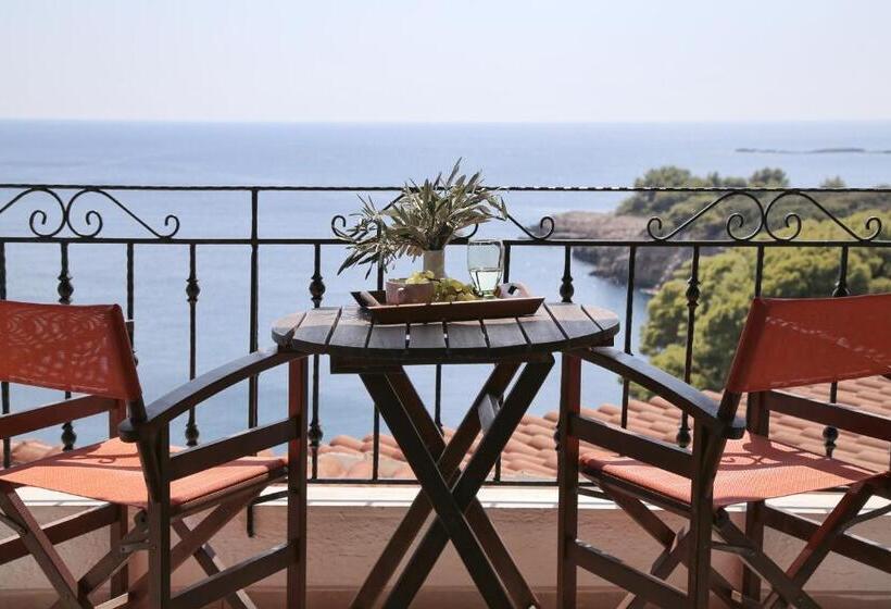 Deluxe Suite Sea View, Yalis