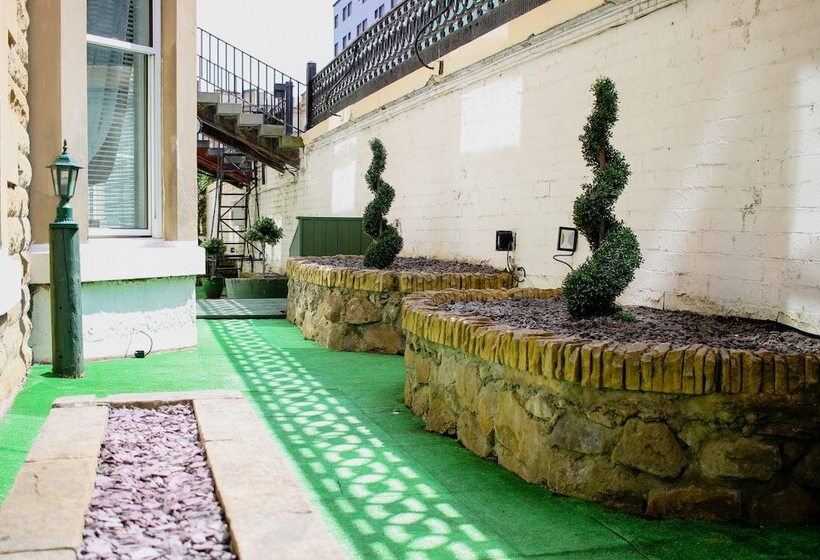 חדר משפחתי, Kelvingrove Hotel Sauchiehall St