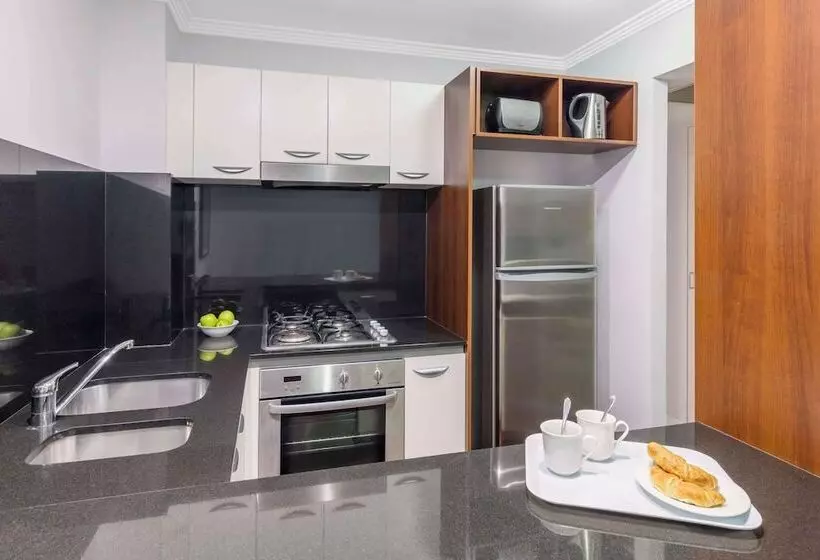آپارتمان 1 خوابه, Oaks Brisbane Lexicon Suites