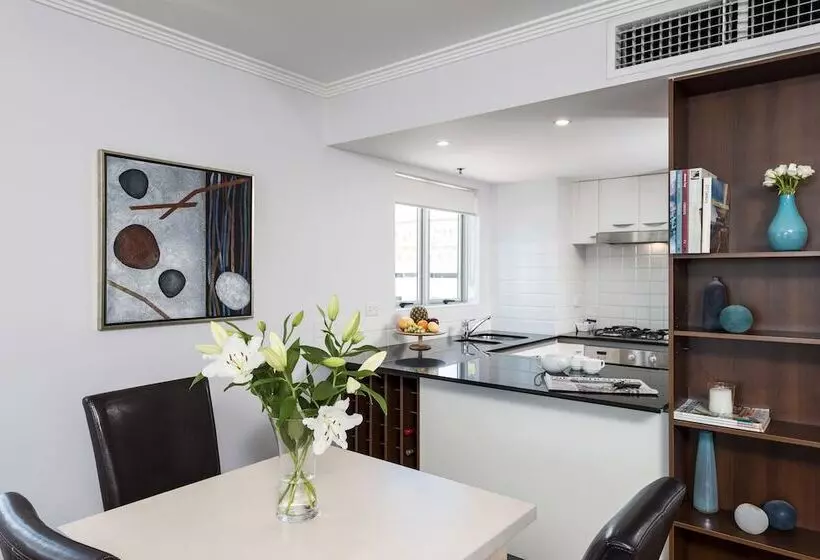 آپارتمان 2 خوابه, Oaks Brisbane Lexicon Suites