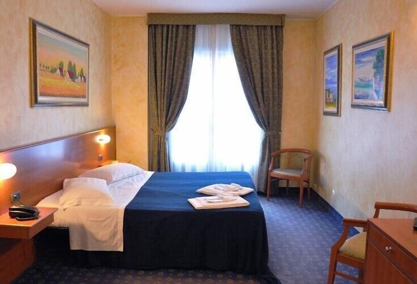 غرفة قياسية, Point Hotel Conselve