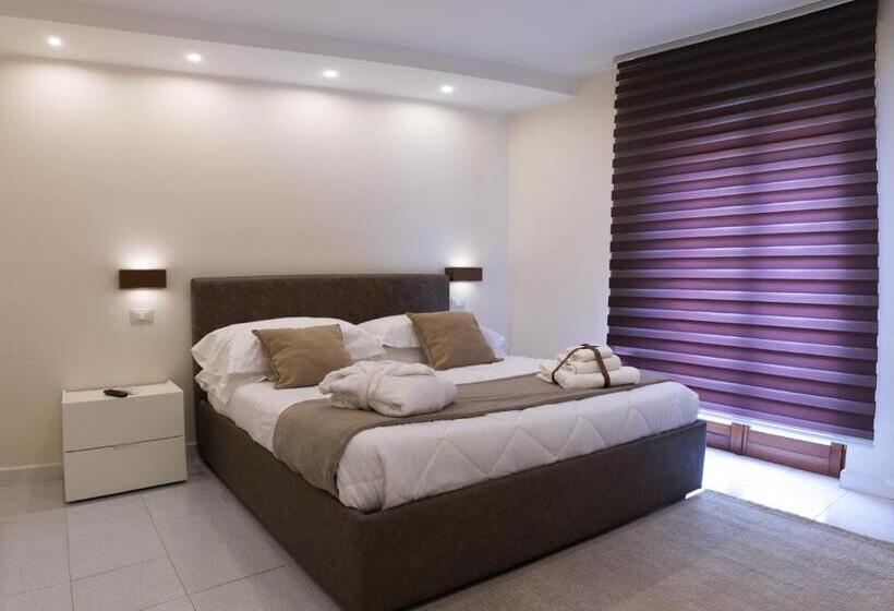 חדר משפחתי, Tursport