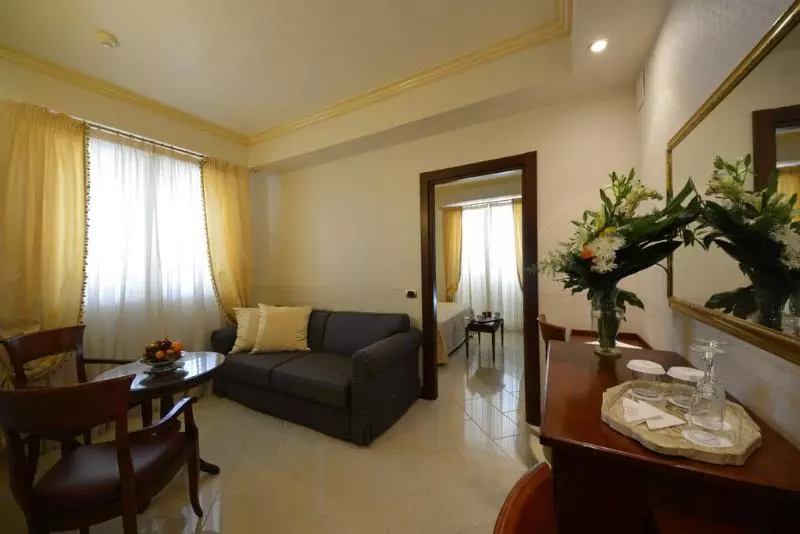 Sviitti Merinäkymä, Art Diamond Naxos Taormina