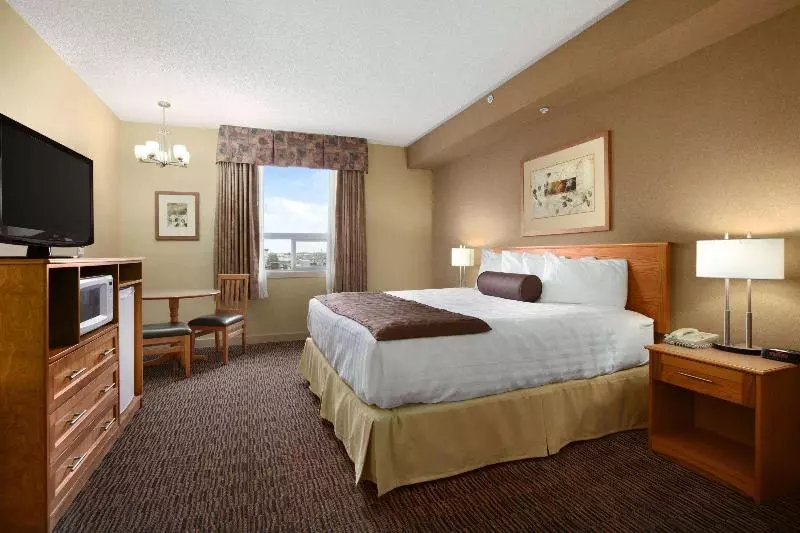 اتاق استاندارد با تخت بزرگ, Days Inn & Suites By Wyndham West Edmonton