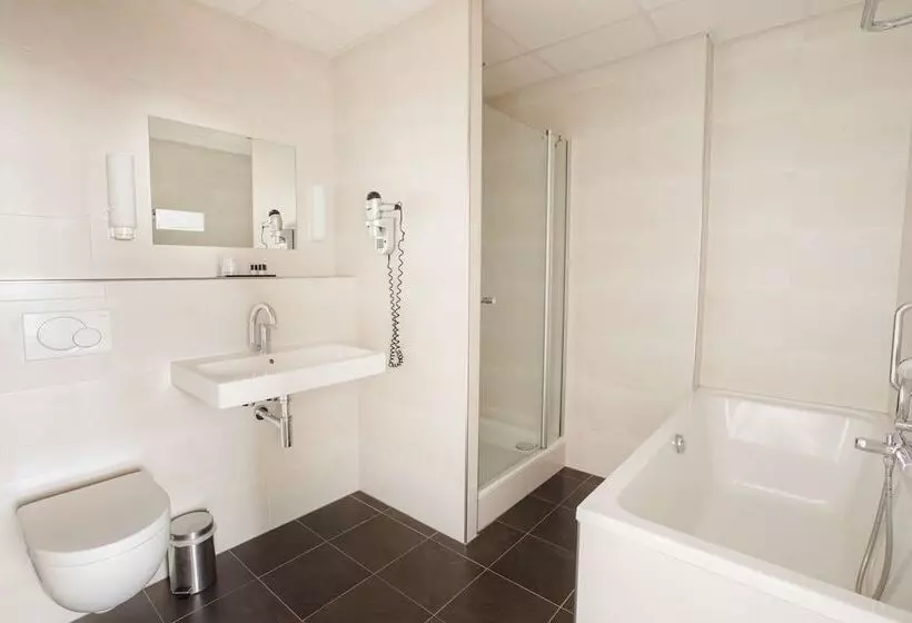 اتاق لوکس, Flonk Hotel Groningen Centre, Bw Signature Collection