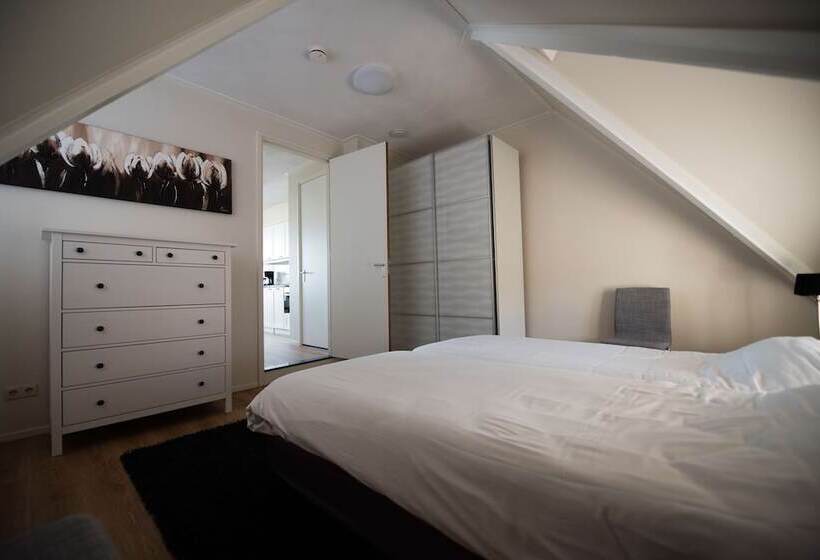 带1个卧室的带阳台的公寓, Flonk Hotel Groningen Centre, Bw Signature Collection